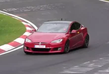 Yeni Tesla Model S, Nurburgring Pistinde Görüldü (Video)