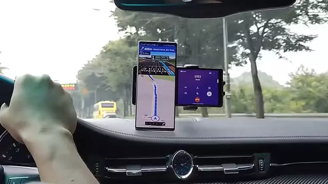 LG’nin T Şeklindeki Telefonu ’Wing’ Görüntüleri Paylaşıldı [Video]