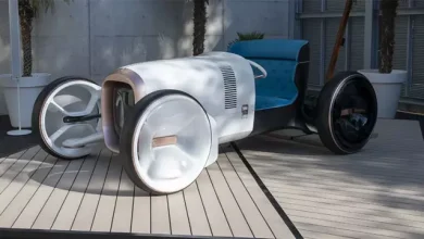 Mercedes'in Geçmişle Geleceği Bir Araya Getirdiği Araç