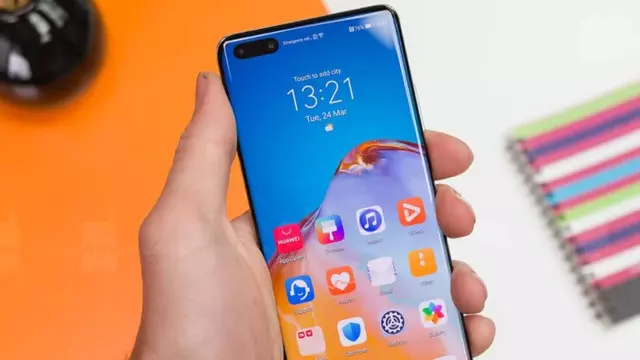 OnePlus 8 Pro, En İyi Telefon Ödülünü Aldı