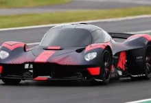 Aston Martin Valkyrie, İlk Test Turlarını Tamamladı