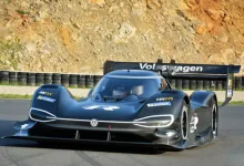 Volkswagen'in Elektrikli Yarış Arabası Yeni Bir Rekor Kırdı