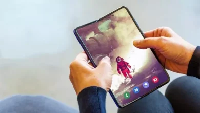 Samsung Galaxy Z Fold 2 Kanlı Canlı Görüntülendi