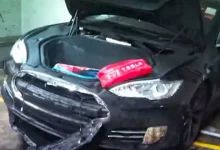 Tesla Model S, Bir Kez Daha Park Halindeyken Yandı