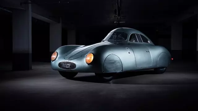 Porsche Markalı İlk Otomobil Açık Artırmada Satılacak