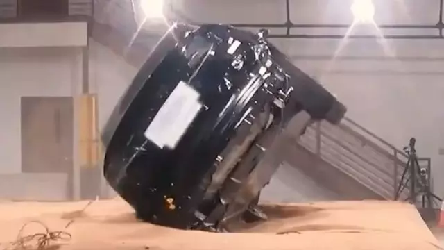 Tesla Model X, Mükemmel Çarpışma Testi Sonuçları Aldı