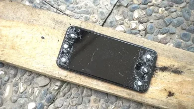 iPhone SE 2020’yi Gazlı Çivi Tabancası İle Ofise Çaktık!