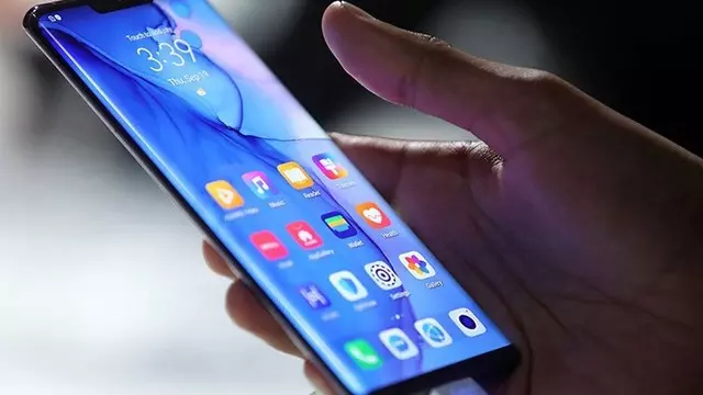 2020'de 120 Hz Ekranla Gelecek Akıllı Telefonlar Açıklandı