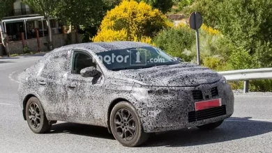 Yeni Renault Captur Coupe İlk Kez Görüntülendi