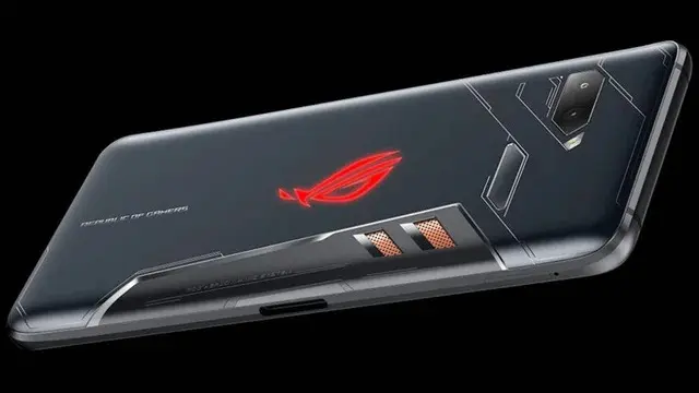 ASUS ROG Phone III ve ZenFone 7, Haziran Ayında Çıkacak