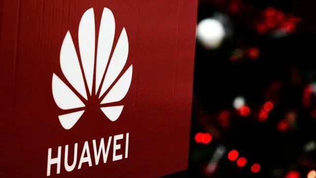 Huawei'nin Yeni Katlanabilir Akıllı Telefonu Ortaya Çıktı