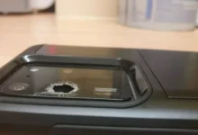 Samsung Galaxy S20 Ultra, Kırılan Kamera Camı ile Gündemde