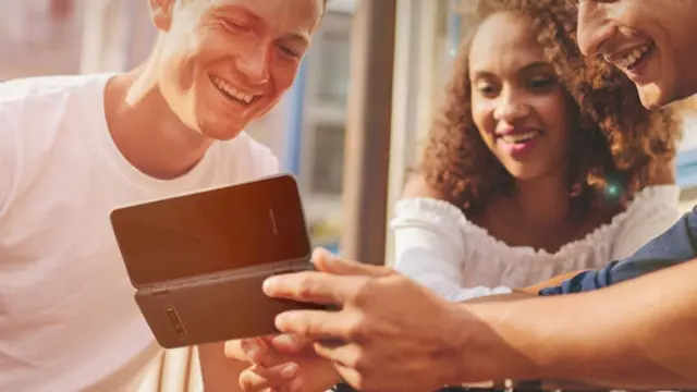 LG'den Yeni Telefonu V60 ThinQ 5G İçin Tanıtım Videosu 1 LG'den Yeni Telefonu V60 ThinQ 5G İçin Tanıtım Videosu