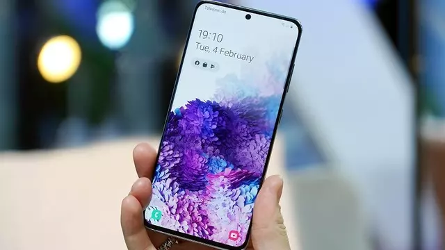 Samsung Galaxy S20 Ultra, En İyi Ekrana Sahip Akıllı Telefon