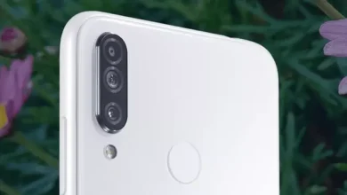 Çıplak Selfieler Çekmeyi Engelleyen Akıllı Telefon: Tone e20