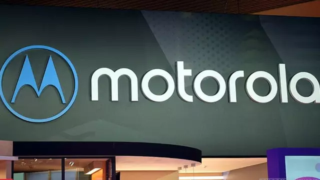 Yeni Bir Motorola Akıllı Telefonun İlk Görüntüleri