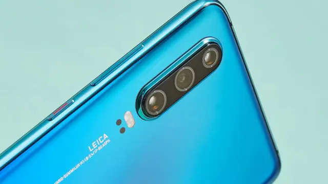 Huawei, Kendi Paylaştığı Tweeti Yalanladı
