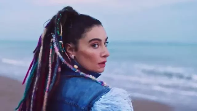 OPPO Reno2 Serisinin Sıla'lı İkinci Reklam Filmi Yayınladı 1 OPPO Reno2 Serisinin Sıla'lı İkinci Reklam Filmi Yayınladı