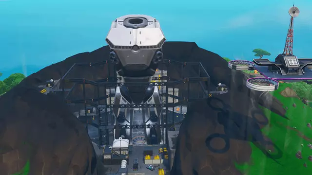 Fortnite Adasında Bulunan Dev Robot Tamamlanmak Suretiyle 1 Fortnite Adasında Bulunan Dev Robot Tamamlanmak Üzere