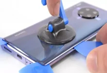 Huawei Mate 30 Pro Parçalarına Ayrıldı