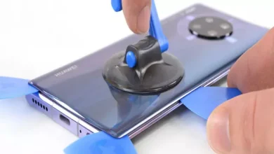 Huawei Mate 30 Pro Parçalarına Ayrıldı