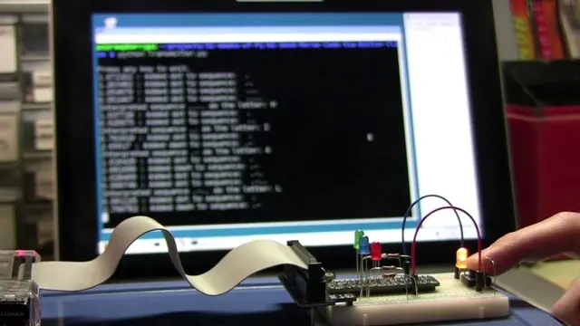 Raspberry Pi ve LED'le Akıllı Telefonlara Mors Kodu Gönderme