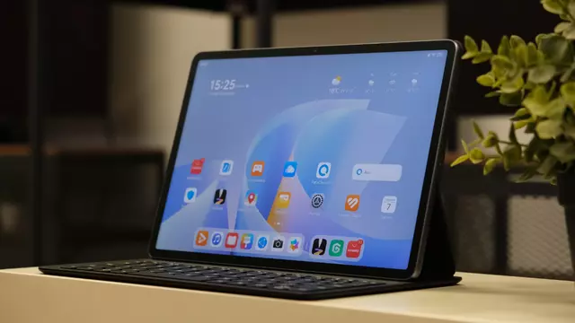 PaperMatte Ekran, Kuvvetli Batarya, Yüksek Performans: Süper Versiyonuyla Huawei MatePad 11.5 S’i İnceledik! 1 PaperMatte Ekran, Güçlü Batarya, Yüksek Performans: Süper Versiyonuyla Huawei MatePad 11.5 S’i İnceledik!