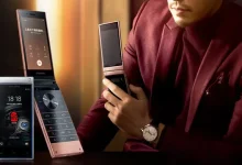 Samsung, 5G Destekli 'Kapaklı' Bir Telefon Geliştiriyor