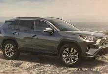 Japonlar Kapışıyor: 2019 Toyota RAV4 vs Diğerleri