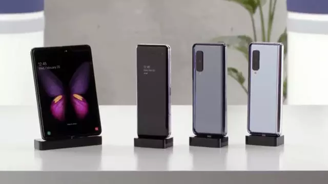 Samsung Galaxy Fold'un Tasarımındaki Tüm Değişiklikler