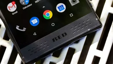 RED, Telefonun Korkunç Kamerası İçin Çinli Üreticiyi Suçladı