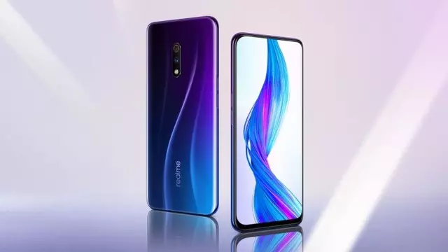 Realme'den Snapdragon 855 Plus'lı Telefon Geliyor