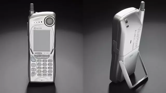 20 Yıl Önce Üretilen Dünyanın İlk Kameralı Telefonu