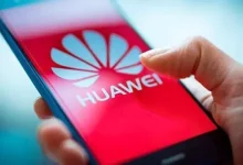 Huawei Kilit Ekranında Reklam Gösterilmeye Başlandı
