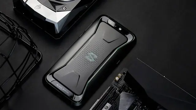 Xiaomi Black Shark 2, Kanlı Canlı Görüntülendi
