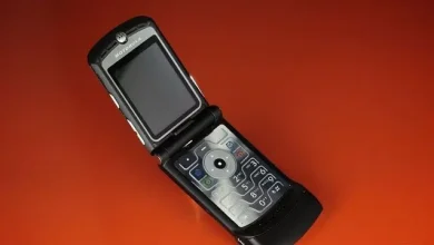 Motorola RAZR Geri Dönüyor (O Nasıl Fiyat)