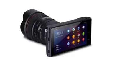 Android'le Çalışan 4G Destekli Aynasız Fotoğraf Makinesi