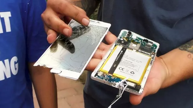 Takipçilerle Birlikte Reeder P11S Sağlamlık Testi