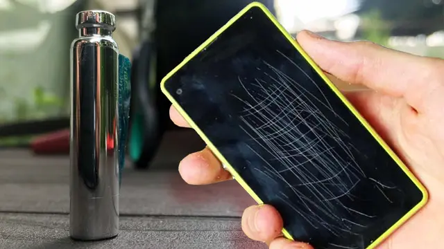 Telefon Ekranını Kırılmaz Yaptığını İddia Eden Sprey