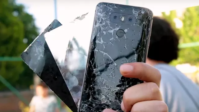 LG G6 Sağlamlık Testi (Büyük Maç İçin Hazır mısınız?)