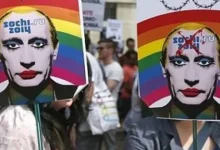 Rusya’daki iPhone Anıtı Kaldırıldı - Webtekno – Güncel Teknoloji Haberleri ve Video İncelemeleri